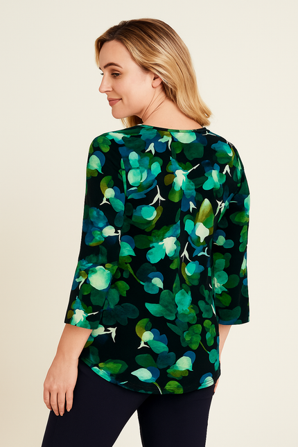 Top Green Print With Round Neck 3/4 Sleeve