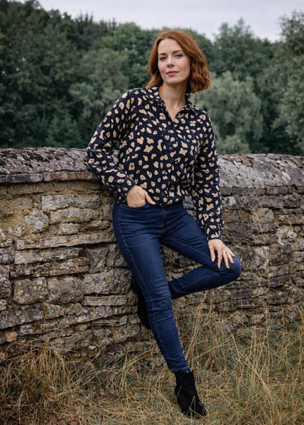 ABSTRACT PRINT FRONT POCKET COLLAR BLOUSE