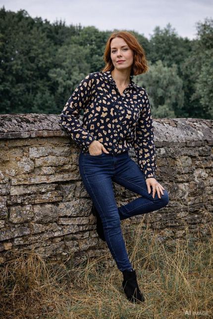 ABSTRACT PRINT FRONT POCKET COLLAR BLOUSE