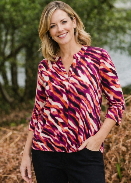Top wavy print soft stretch 3/4 sleeve