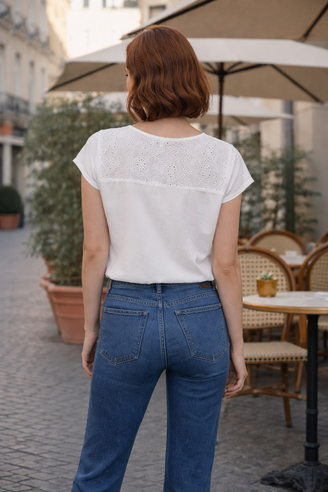 BROIDERIE ANGLAIS PANEL TOP ROUND NECK