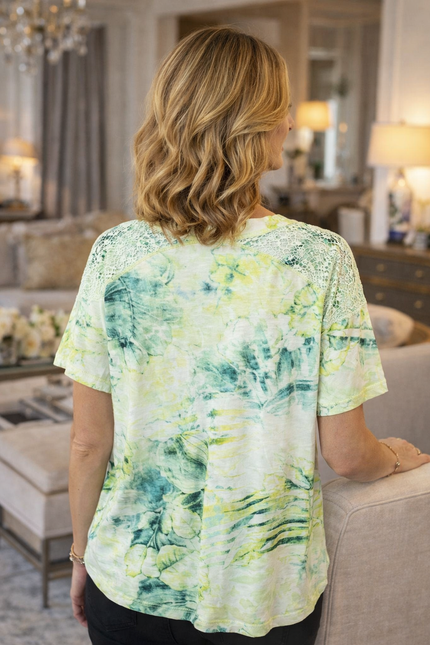 Green Print Floral print top with front placket round