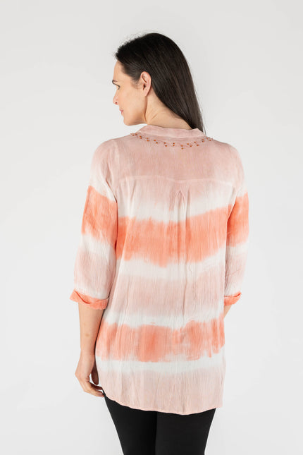 Blouse tie dye pocket 3/4 sleeve hotfix.