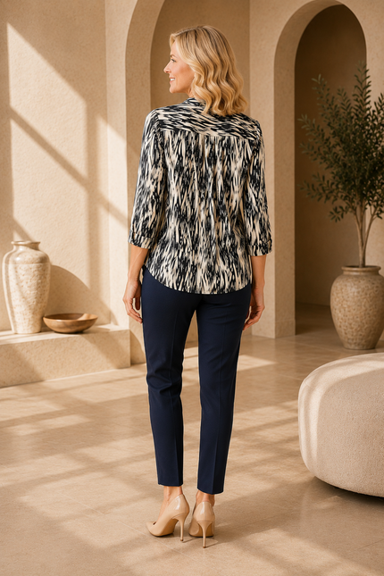 Top animal print with front pocket 3/4 sleeve