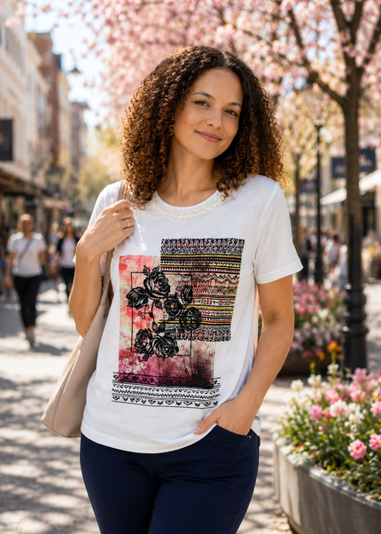 T-Shirt Flower Tile Print &Fancyneckline