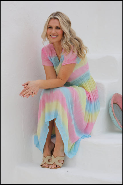 EMBROIDERY DRESS V NECK SHORT SLEEVE