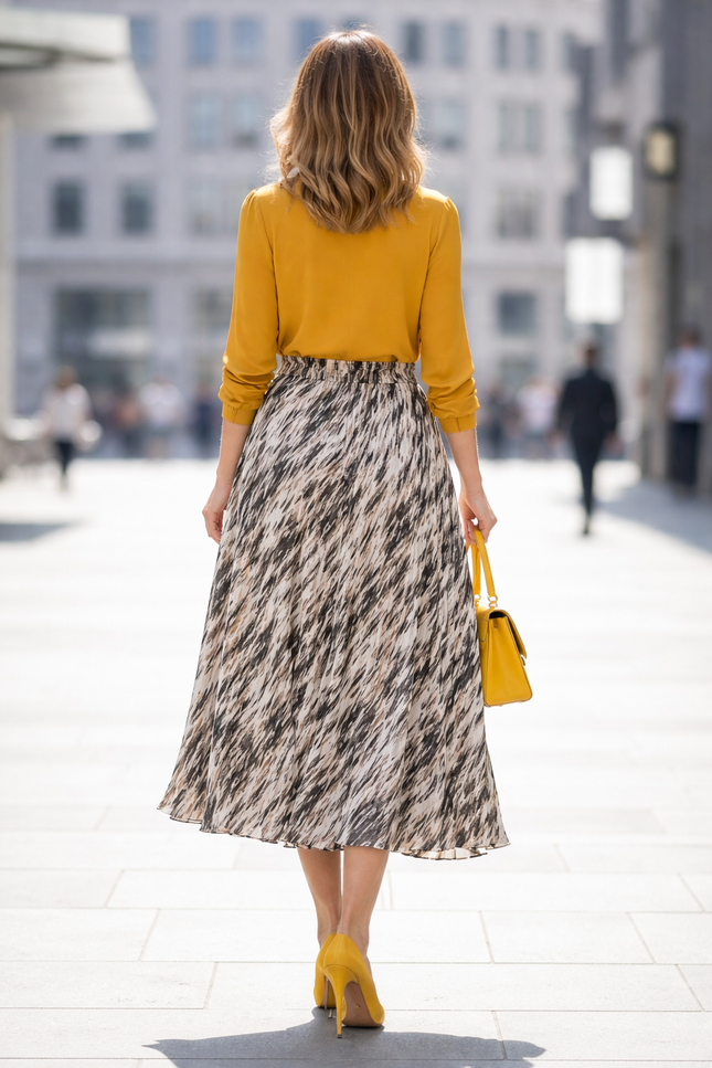 GREY WHITE PRINTED TIERED ELSATICTED SKIRT