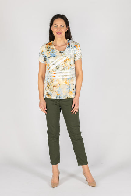 Top flower print Short sleeve.