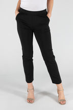 Black / 10
