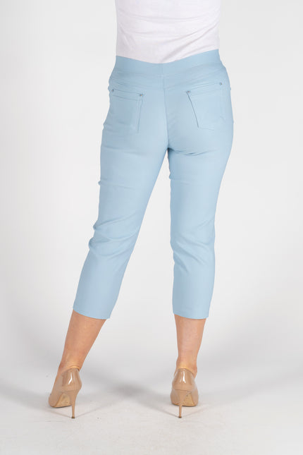 LIGHT BLUE CROP 22 INCH STRETCH TROUSER POCK DETAIL