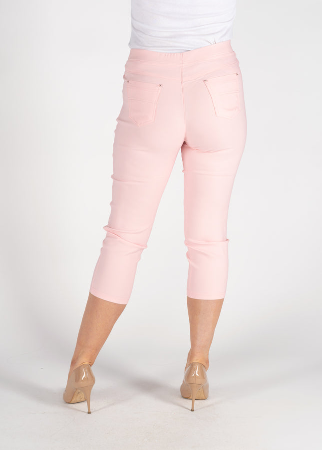 Crop trouser  22 inch stretch  pock detail