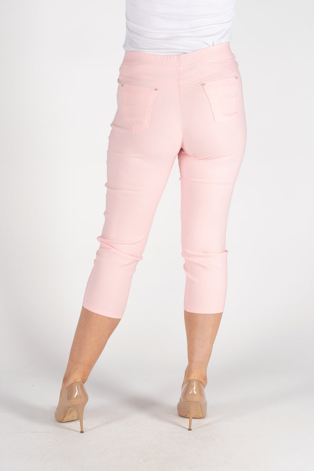 Crop trouser  22 inch stretch  pock detail
