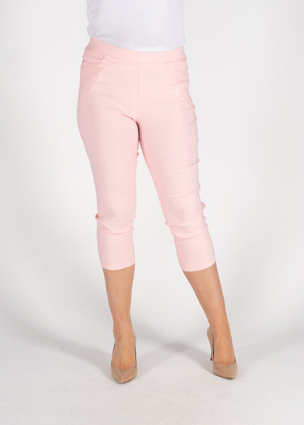 Crop trouser  22 inch stretch  pock detail