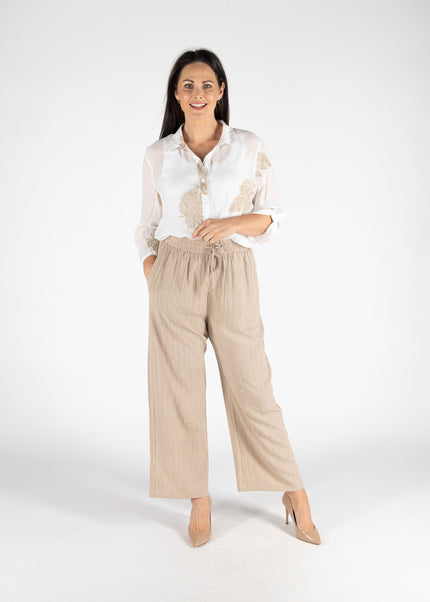 Trouser 27 inch crinkle style.