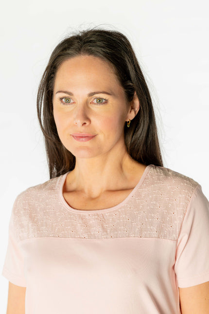 Top broiderie anglais panel with round neck