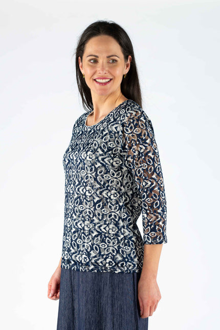 Top round neck lace with 3/4 sleeve