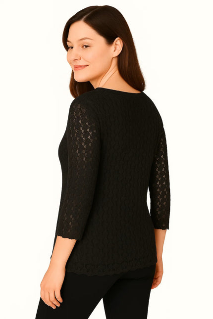 Top square neck lace with 3/4 sleeve