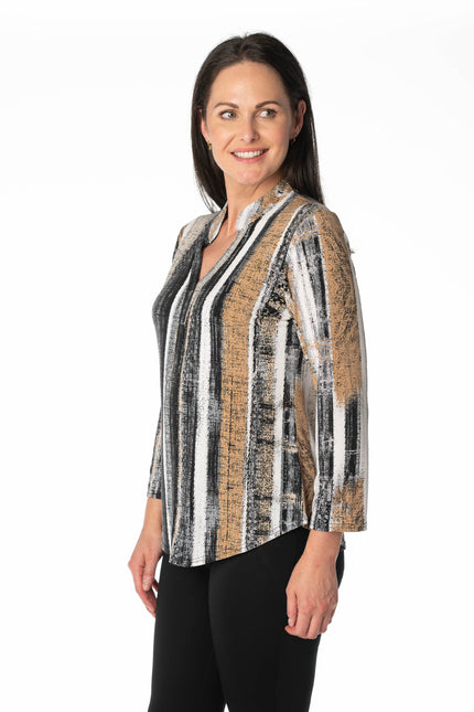 Top strip print with button placket and 3/4 sleeve