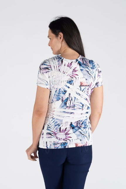 Top flower print pineapple round neck.