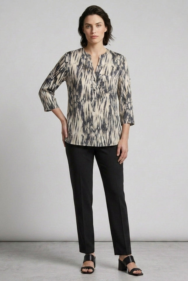 Top animal print with front pocket 3/4 sleeve