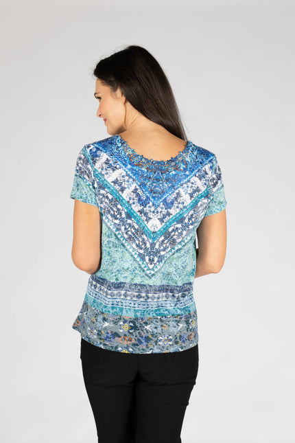 T-shirt border print with lace