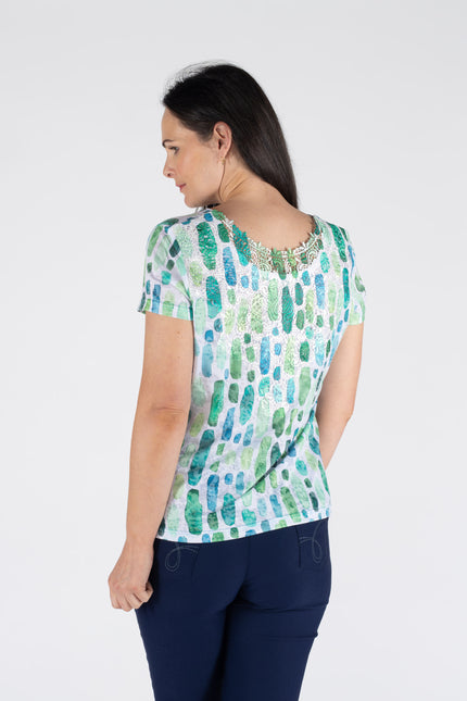 T-shirt green print with lace back neck pattern.