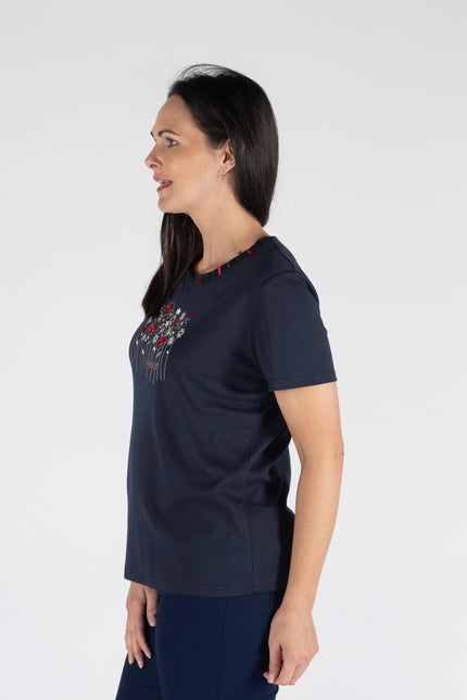 T shirt embroidered flower print braided neck