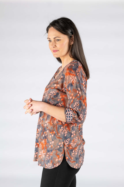 Tunic Printed round neck.