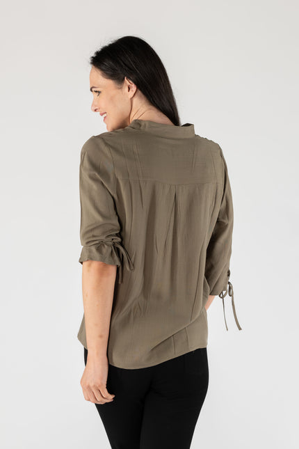 Tunic floral embroidered with 3/4 sleeve