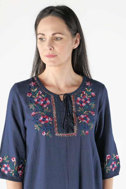 Tunic Embroidered Round Neck 3/4 Sleeve