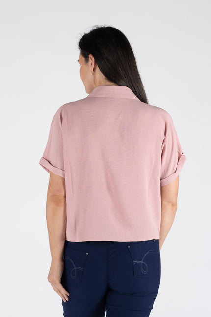 SHORT SLEEVE AIRFLOW BLOUSE WITH COLLAR