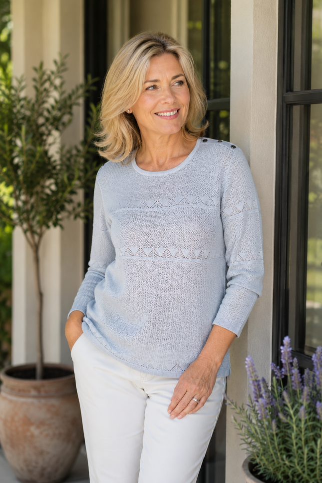 Jumper round neck lacy stripe