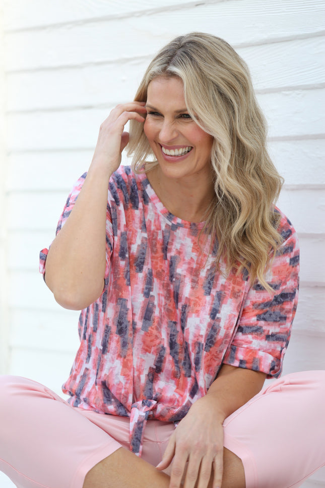 CORAL BLOCK PRINT TIE FRONT TOP WITH SHORT SLEEVE