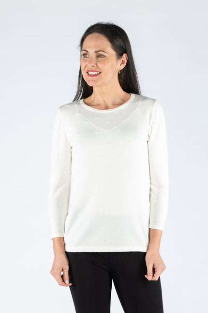 WHITE TEXTURED SPOT JUMPER WITH 3/4 SLEEVE