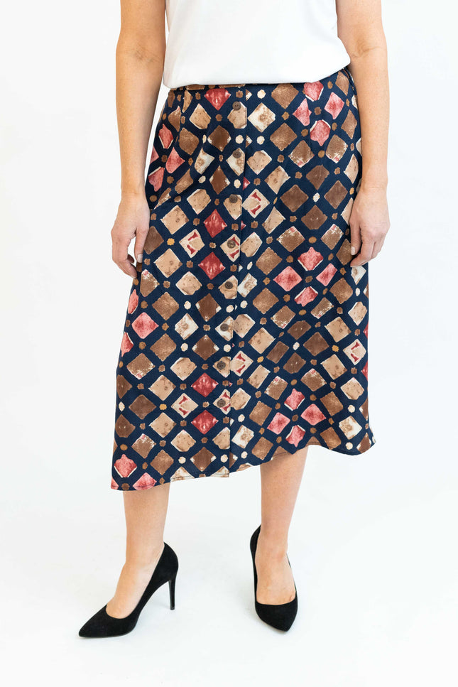 NAVY PRINT DIAMOND PRINT SKIRT