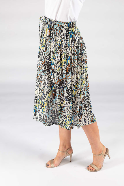 WHITE MULTI ANIMAL PRINT CRINKLE SKIRT