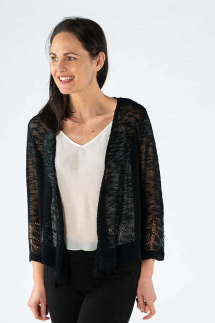 BLACK BORDER PATTERN SHRUG WITH 3/4 SLEEVE