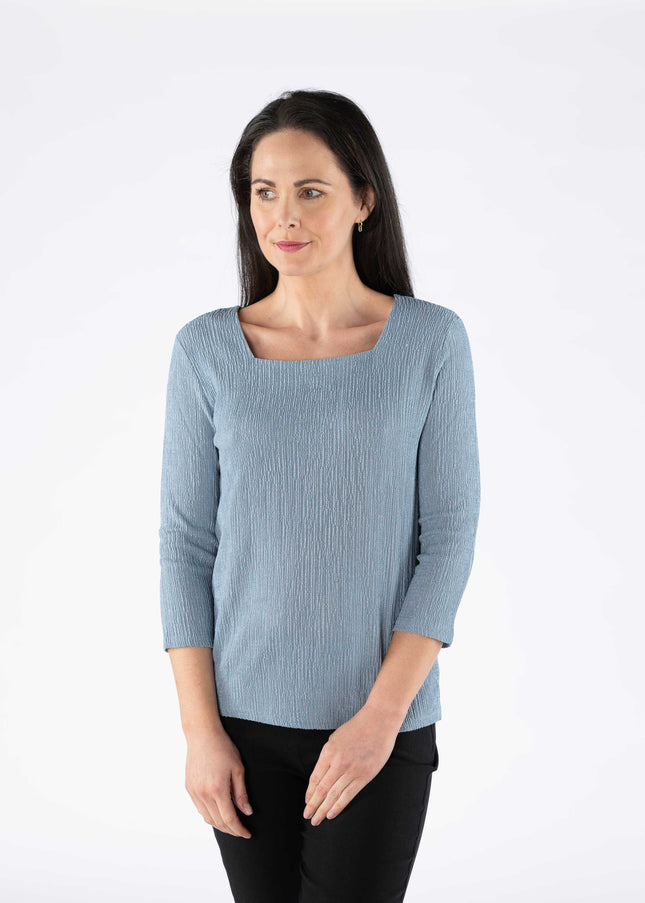 Top textured fabric square neck with 3/4 sleeve