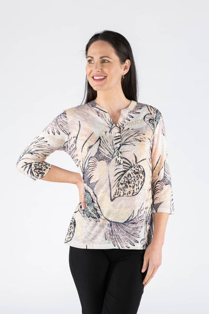 LEAVES PRINT  BUTTON PLACKET TOP WITH ROUND NECK