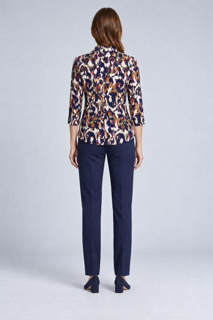 Top abstract print with collar button