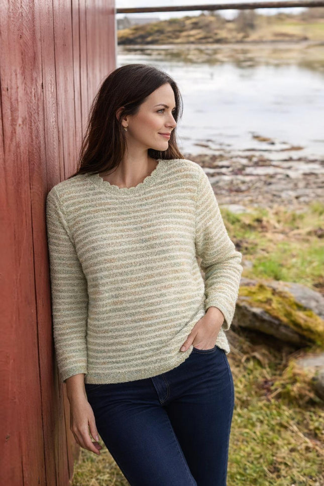 MULT TEXTURED STRIPE JUMPER BUTTON DETAIL