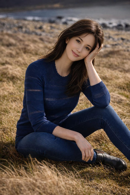 NAVY TEXTURED JUMPER ROUND NECK WITH 3/4 SLEEVE