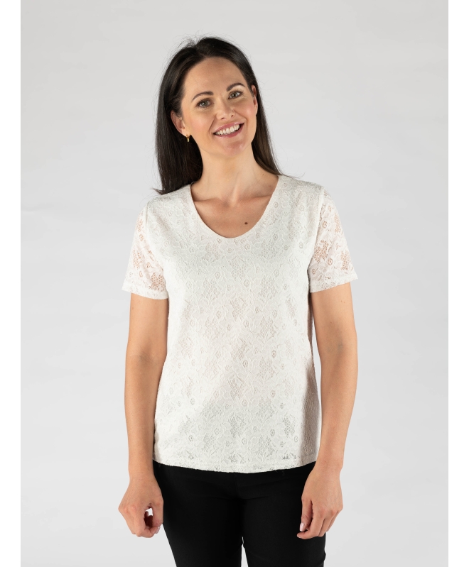 WHITE FLORAL LACE TOP CROCHE
