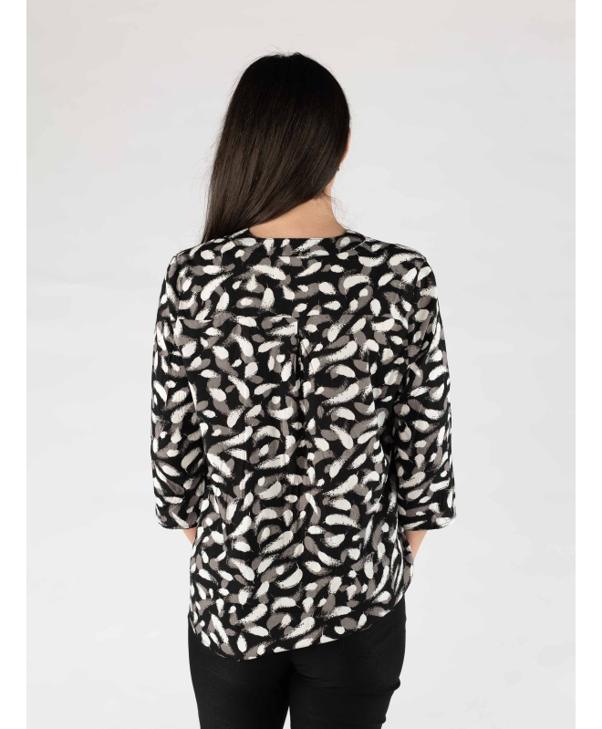 Brushstroke print top with tab and buttoN