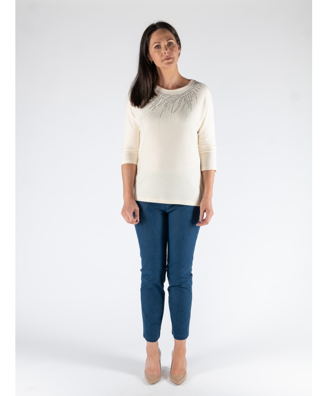 IVORY HOTFIX DETAIL TOP WITH 3/4 SLEEVE