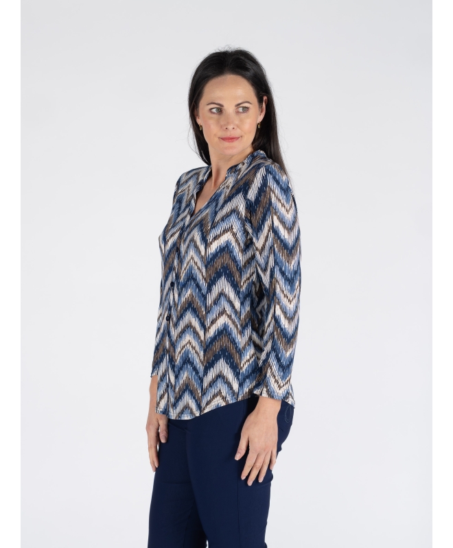 WAVY PRINT TOP BUTTON PLACKET 3/4 SLEEVE
