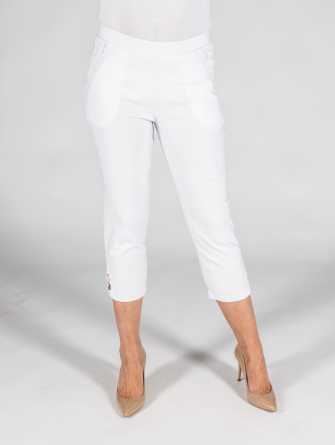22" White Leg Cropped Trousers With Zip Pockets